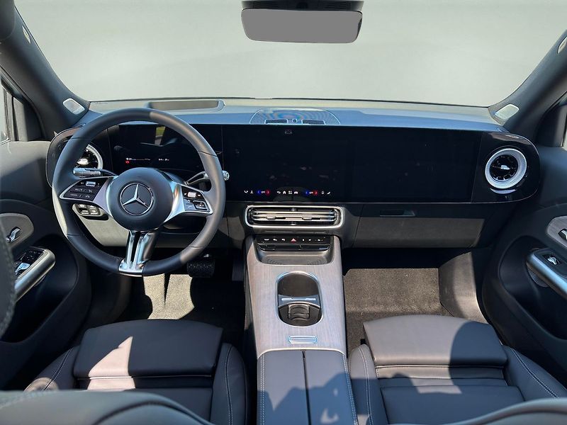 Mercedes-Benz GLB (2026) 200 4MATIC - fotka 10 z 11