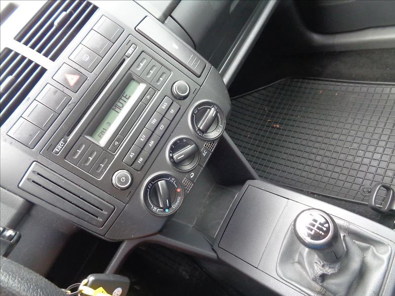 Volkswagen Polo 1,4 - fotka 13 z 16