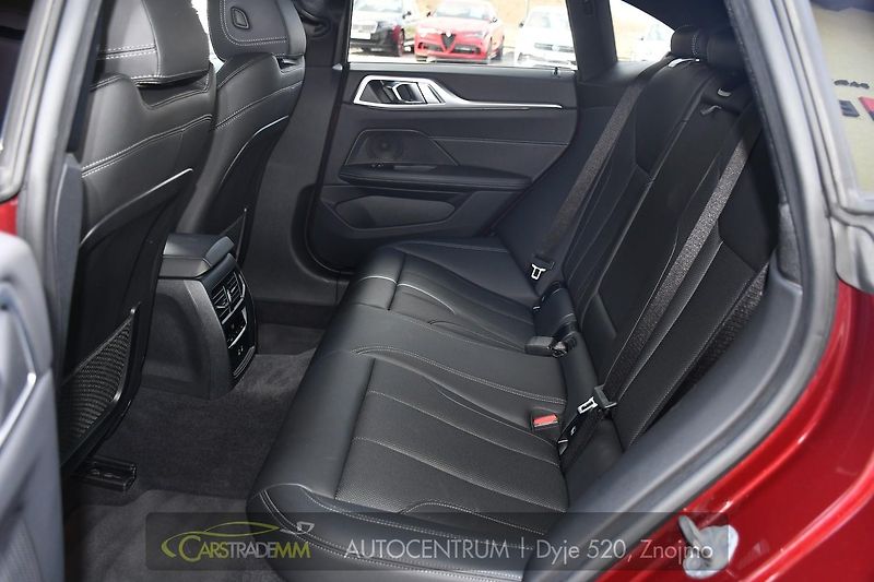 BMW Řada 4 420d xDrive M-SPORT ČR PANO 1M - fotka 13 z 55