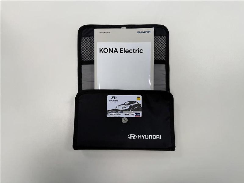 Hyundai Kona Power 65kWh  Style Premium - fotka 27 z 29