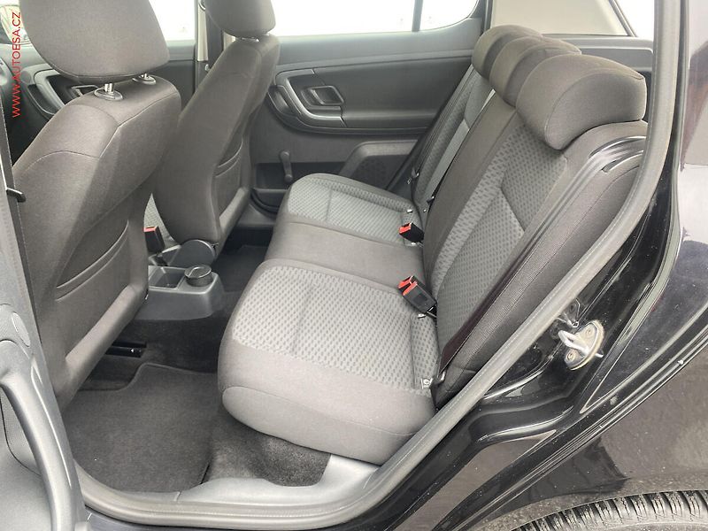 Škoda Fabia (2012) 1.2 TSi, Ambition, šíbr, - fotka 10 z 17