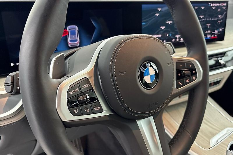 BMW X5 xDrive30d - fotka 25 z 28