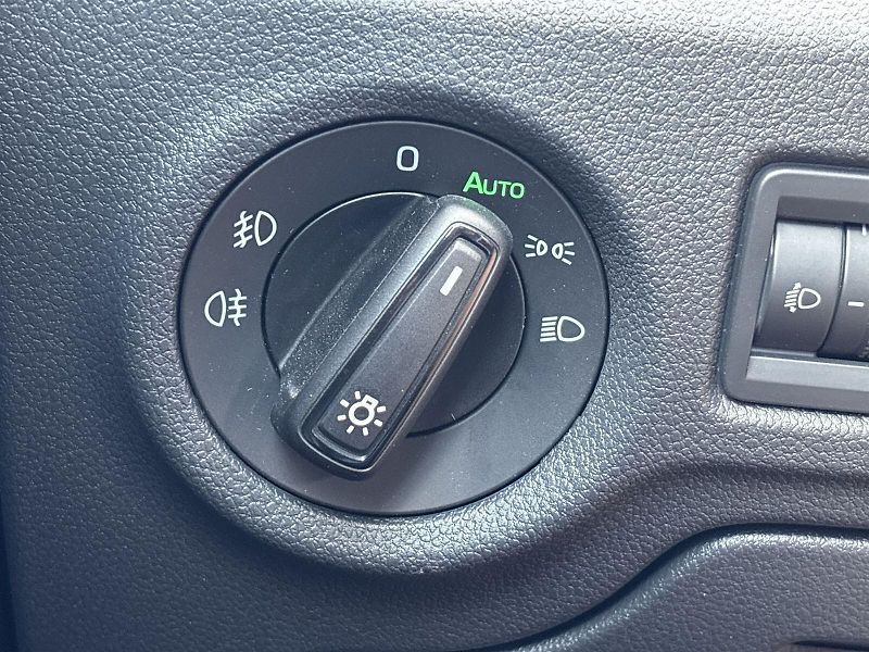 Škoda Fabia (2025) 1.0 MPI Selection - fotka 15 z 28