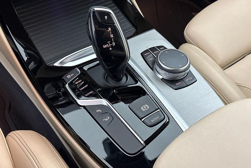 BMW X3 xDrive30d - fotka 23 z 24
