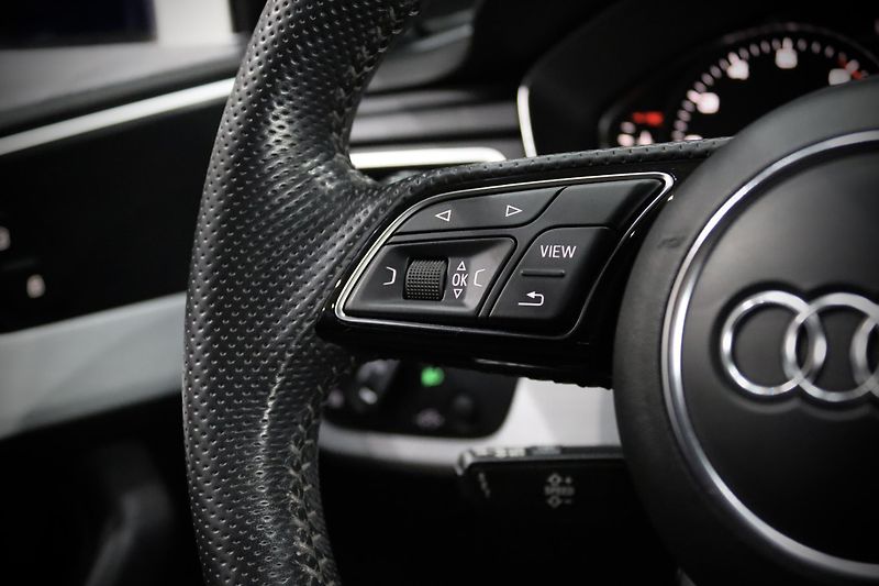 Audi A4 2.0 TFSI ultra 140 kW S line - fotka 28 z 49