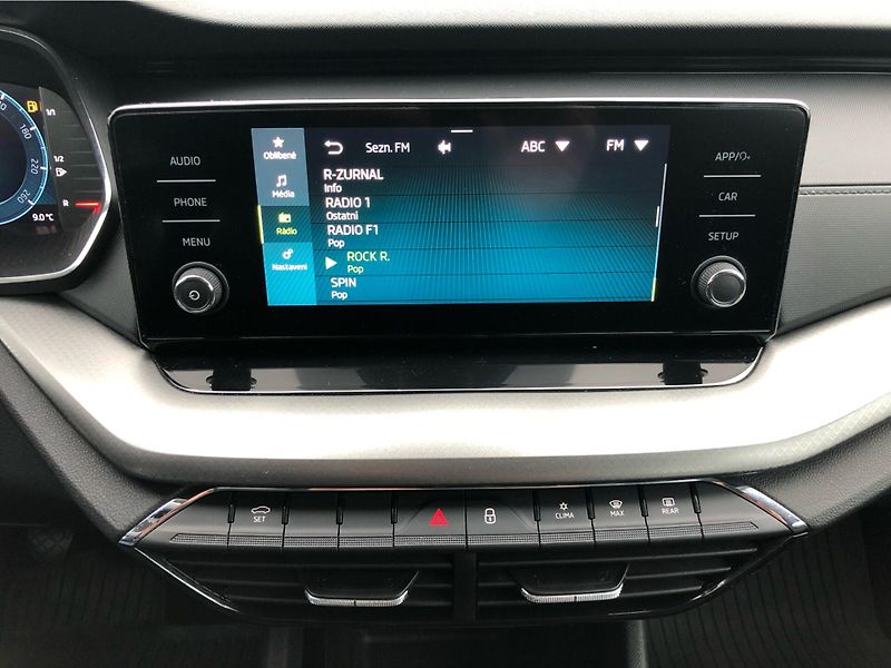 Škoda Octavia 2,0TDi 85kW AMBITION PLUS - fotka 20 z 28