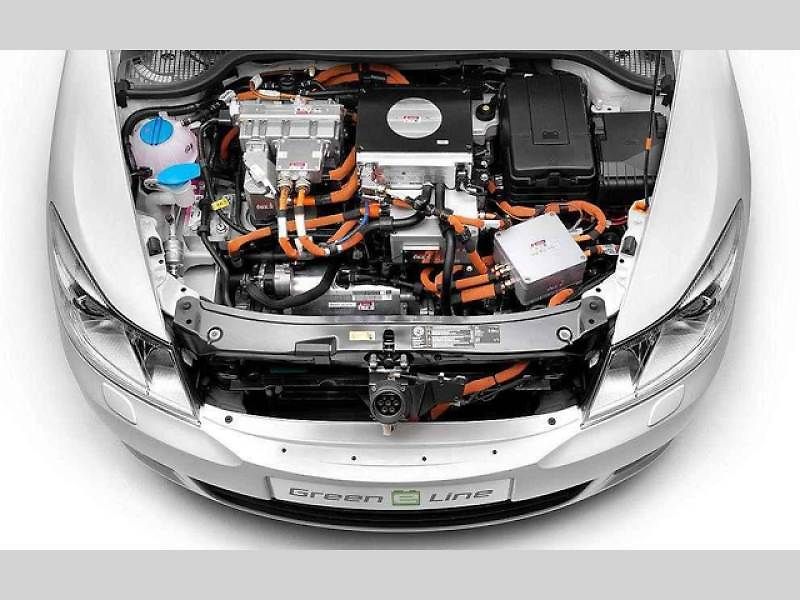 Škoda Octavia se v Čině jmenuje Ou Ya. A je natažená do délky.