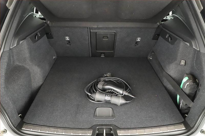 Volvo XC40 (2020) T5 Recharge - fotka 21 z 21