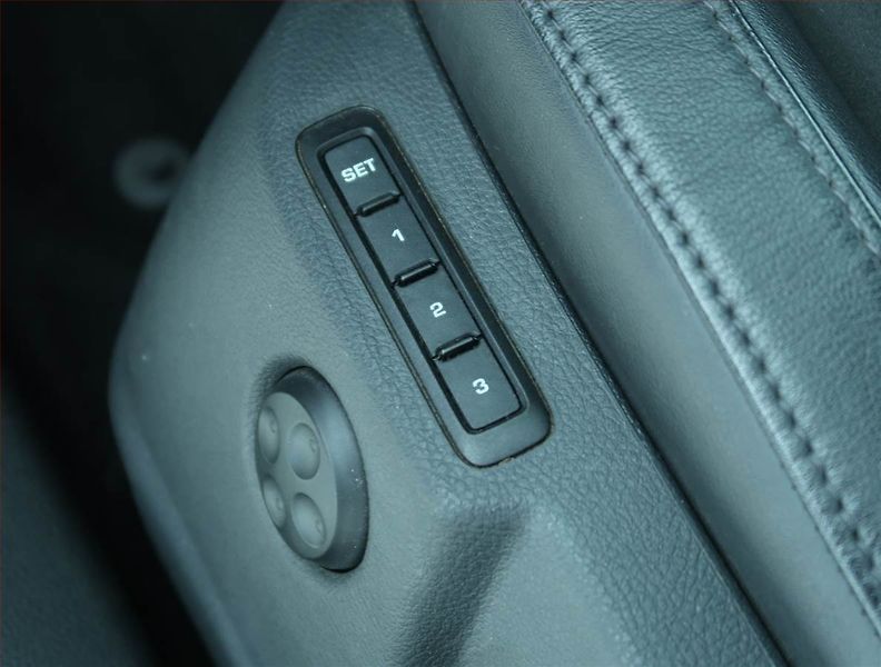 Škoda Superb (2011) 2.0 TDI, Serv.kniha - fotka 18 z 21