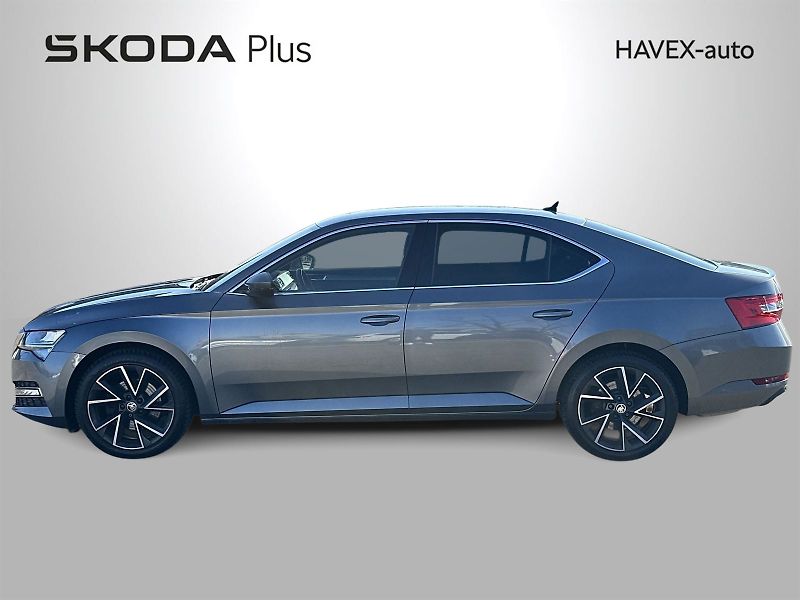 Škoda Superb (2022) 1.5 TSI DSG Style + - fotka 3 z 36