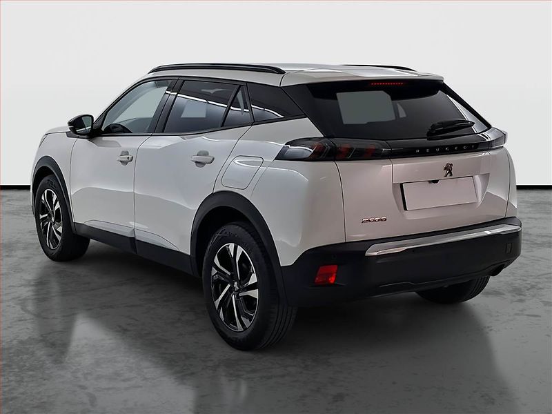 Peugeot 2008 (2023) Allure 1.2 PureTech - fotka 4 z 16