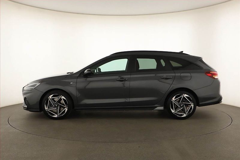 Hyundai i30 (2025) 1.5 T-GDI MHEV 48V, N-Line - fotka 3 z 21