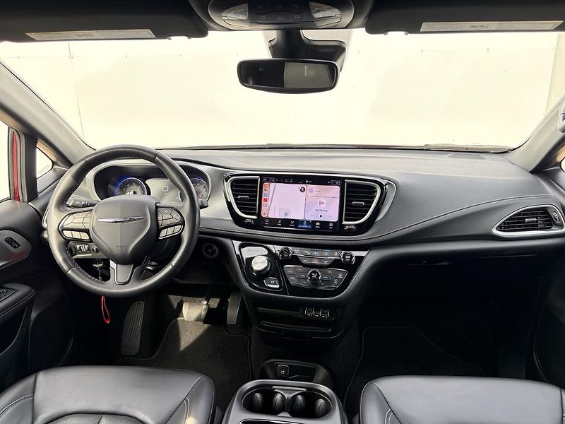Chrysler Pacifica (2023) Touring L AWD S paket + LPG - fotka 8 z 30