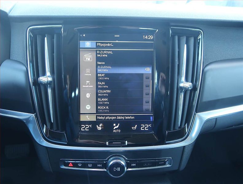 Volvo V90 (2017) D3, Automat, Serv.kniha, Kůže - fotka 12 z 15