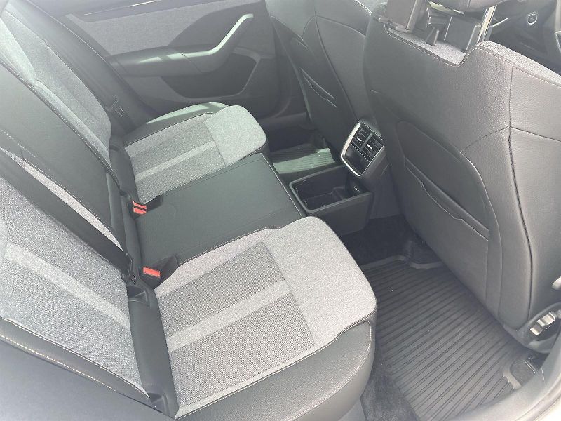 Škoda Octavia (2025) 1.5 TSI DSG Top Selection - fotka 9 z 34