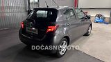 Toyota Yaris (2014) 1.3 VVT- i, ČR, AC, park - náhled 1