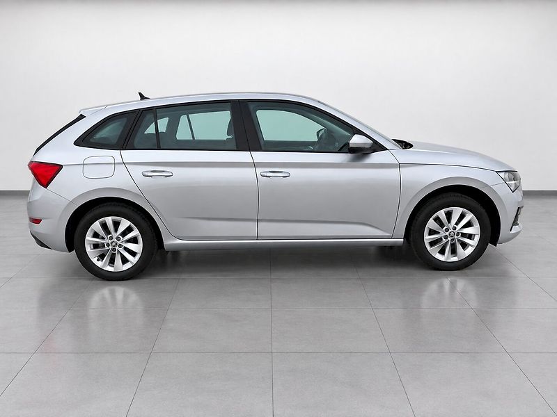 Škoda Scala (2024) AMB TS 81/1.0 M6F - fotka 9 z 27