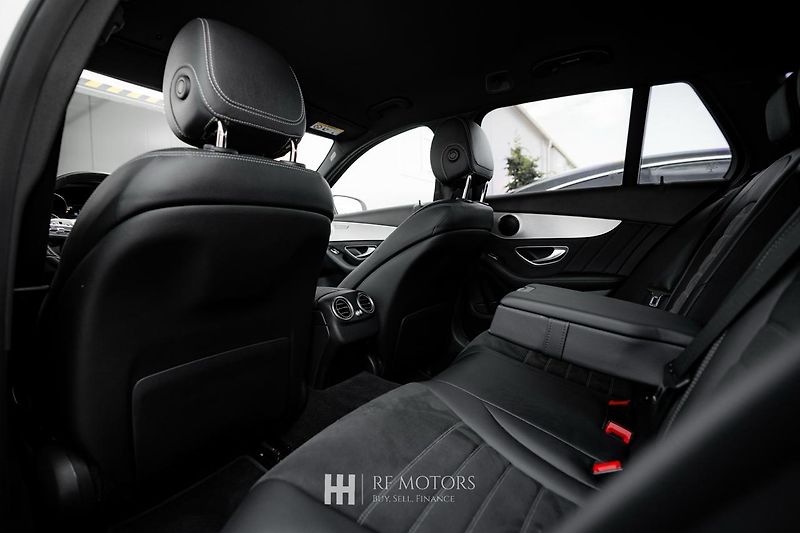 Mercedes-Benz Třídy C (2019) C 300d Kombi 180kW - fotka 18 z 30