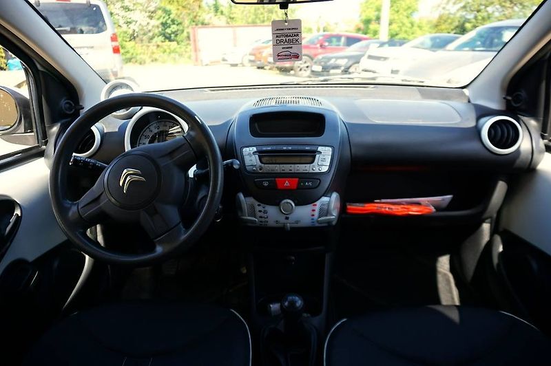 Citroën C1 (2013) TENDENCE 1,0i 50 kW - fotka 18 z 39