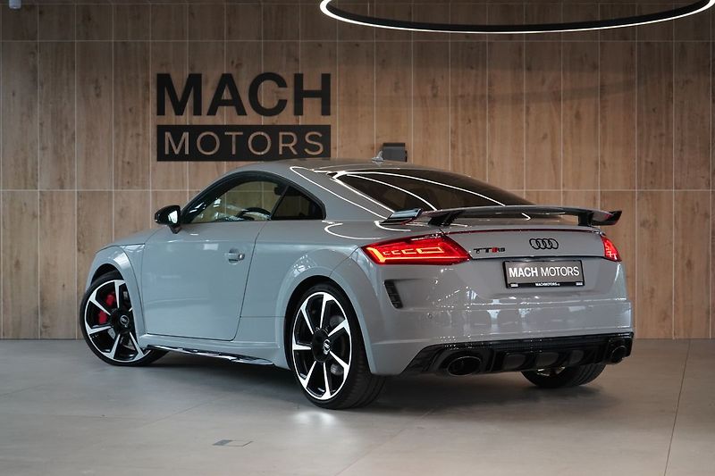 Audi TT RS Quattro, B&O, Matrix LED - fotka 11 z 47