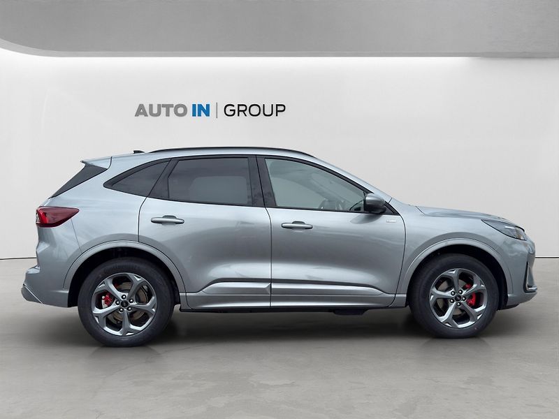 Ford Kuga (2026) ST-LINE X SUV 2,5 Duratec Hybr - fotka 10 z 12