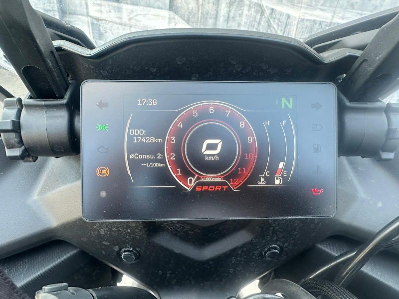 CFMOTO 650 GT (2024) - fotka 11 z 16