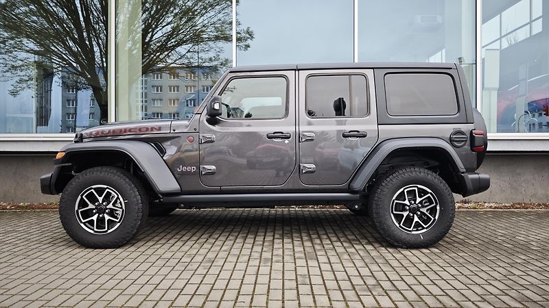 Jeep Wrangler (2025) Unlimited 2,0T  Rubicon ČR - fotka 6 z 39