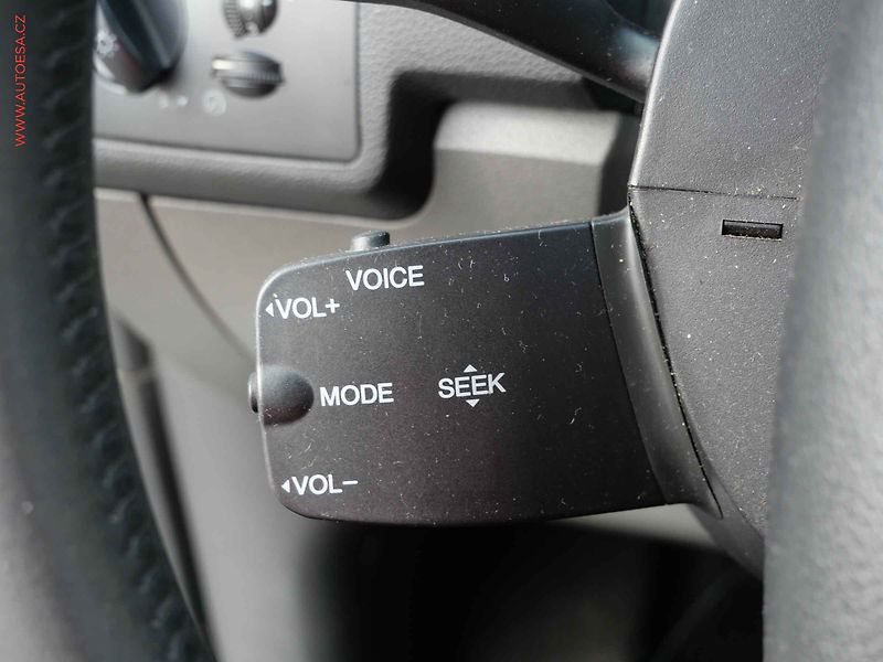 Ford C-MAX (2010) 1.6 TDCi, Klima - fotka 15 z 17