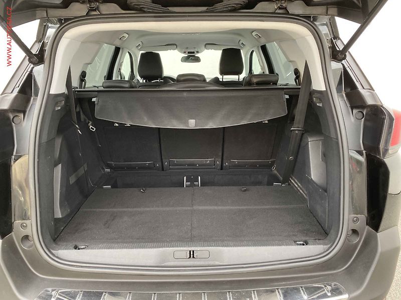 Peugeot 5008 (2018) 1.2 PT, Crossway - fotka 7 z 19