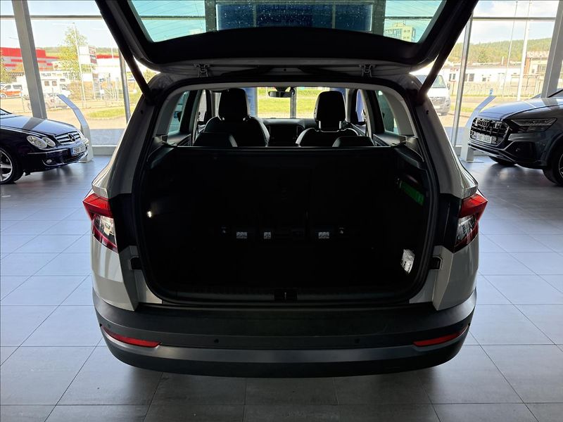 Škoda Karoq 2,0   TDI 110kW,4X4,SERVISKA - fotka 24 z 25