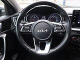 Kia Ceed (2023) Gold 1.5 T-GDI, Serv.kniha - náhled 15