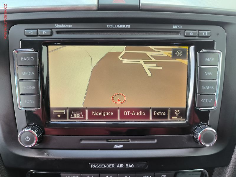 Škoda Superb (2008) 3.6 FSi 4x4, Elegance, AT - fotka 13 z 22