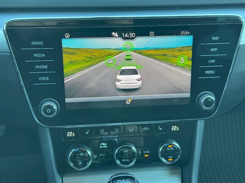 Škoda Superb (2020) Ambition Plus 2.0TDI 110kW DSG - fotka 12 z 25