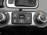 Volkswagen Touareg 3,0 TDI DSG 4M Exclusive 1.Maj - náhled 22