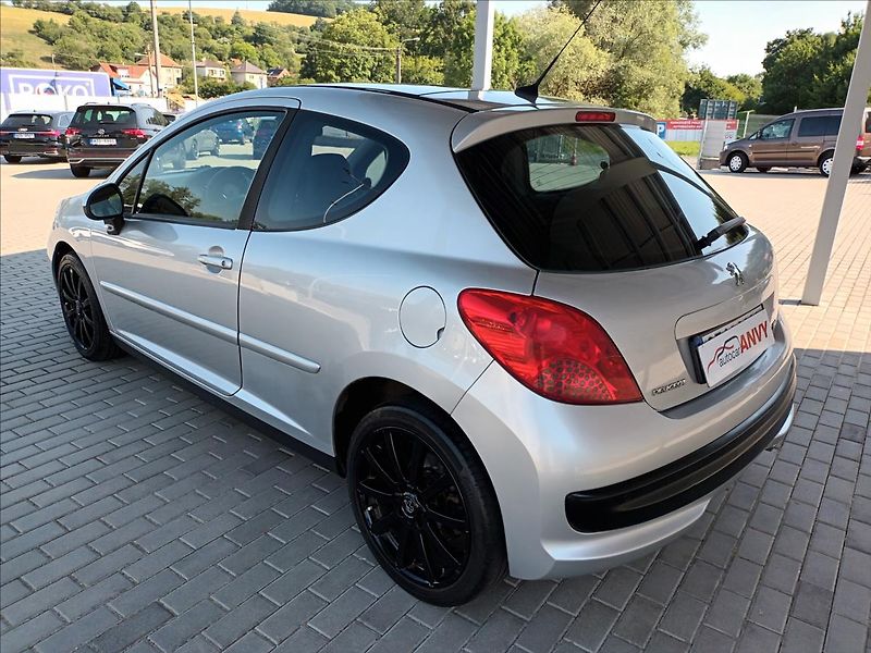 Peugeot 207 1,6 i,110kw,KŮŽE,KOLA,PANORAMA - fotka 7 z 34