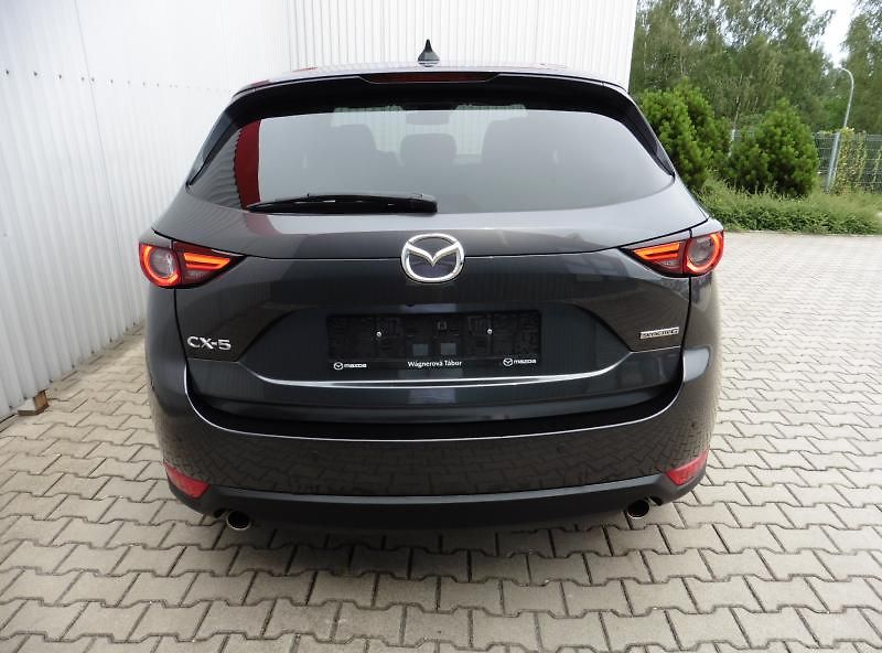 Mazda CX-5 2.0 Sky-G 165k Homura M/T - fotka 7 z 17