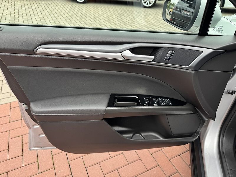 Ford Mondeo (2018) 2.0TDCi Automat Navi Tažné Zař - fotka 25 z 47