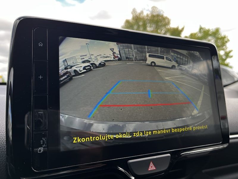 Toyota Yaris 1.5 Hybrid Style ODBĚR ihned - fotka 18 z 29