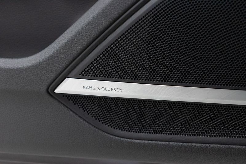 Audi A8 55 TFSI*LONG*ZÁRUKA*N.TOPENÍ - fotka 23 z 51