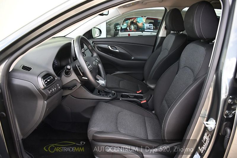 Hyundai i30 1.0T-GDI ČR FAMILY SMART DCT - fotka 10 z 52