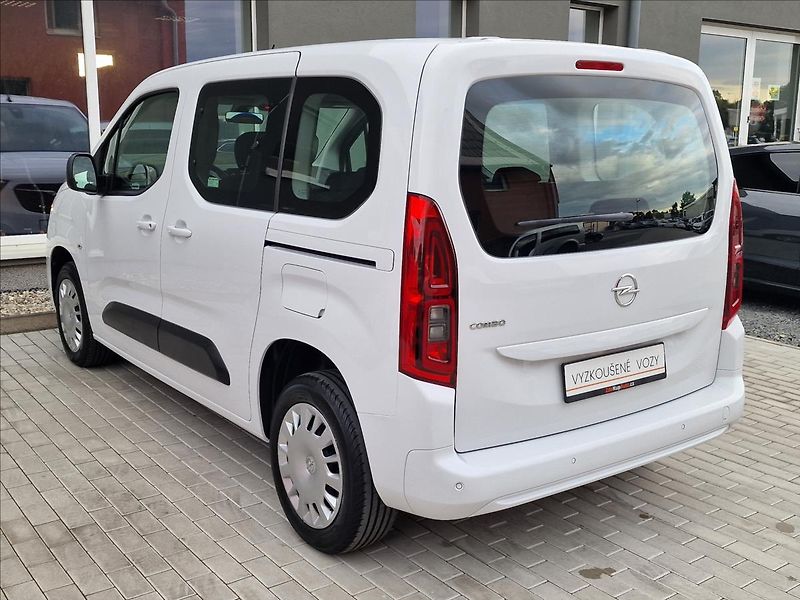 Opel Combo 1.5 Cdti Edition Plus,ČR - fotka 8 z 50
