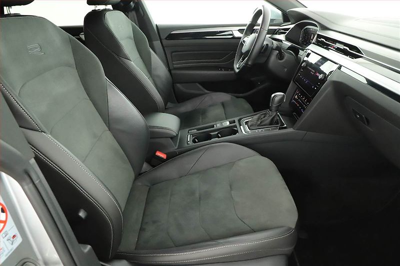 Volkswagen Arteon (2023) 2.0 TDI - fotka 7 z 20