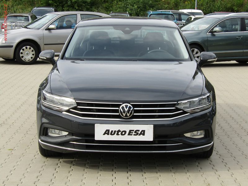 Volkswagen Passat (2021) 2.0TDi, ČR, Elegance, DSG - fotka 2 z 22