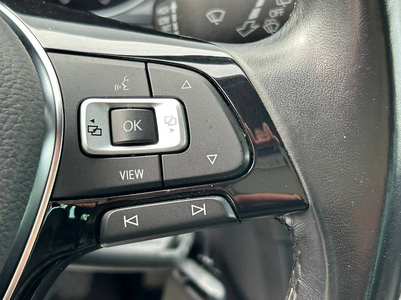 Volkswagen Golf (2020) 1.6 TDI 85 kW MANUÁL - fotka 11 z 35