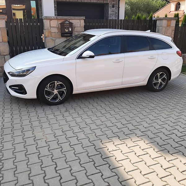 Hyundai i30 (2021) 1.6 CRDI  - fotka 3 z 21