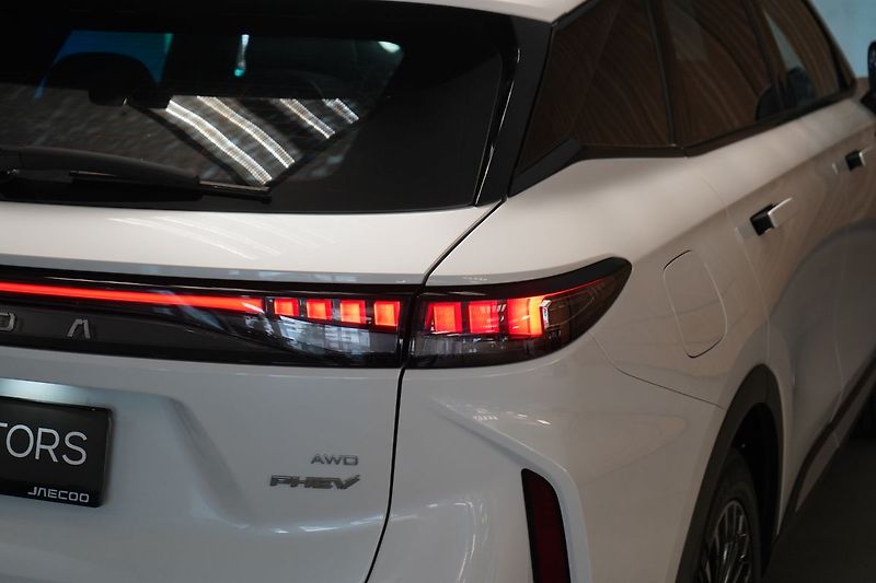 Omoda Ostatní 1.5 T-GDI 3DHT AWD PREMIUM - fotka 8 z 54