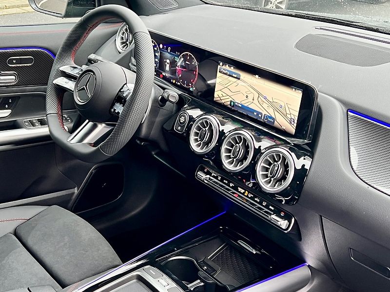 Mercedes-Benz GLA (2026) 200 d 4MATIC Edition 140 Years - fotka 16 z 27