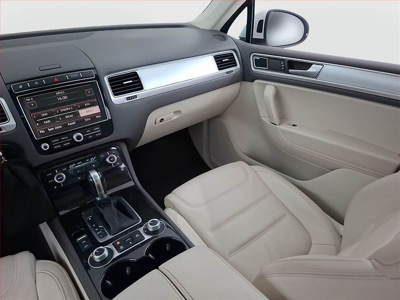 Volkswagen Touareg (2015) 3.0 TDI - fotka 8 z 27