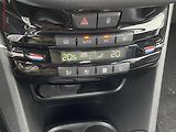 Peugeot 2008 (2019) 1.2 PT, Allure, kůže, navi - náhled 14