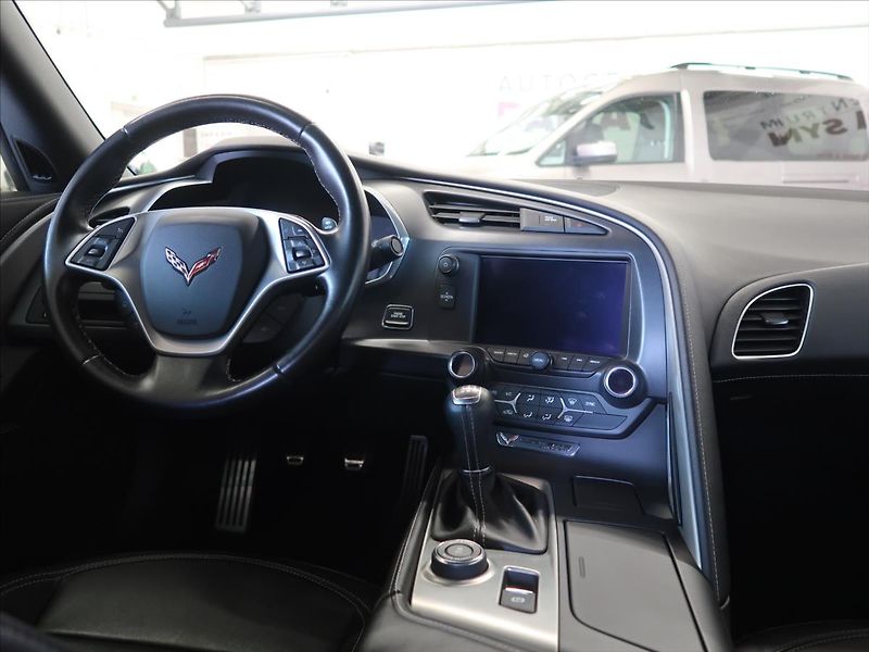 Chevrolet Corvette 6,2 V8 466HP TARGA 43 200 KM - fotka 27 z 35